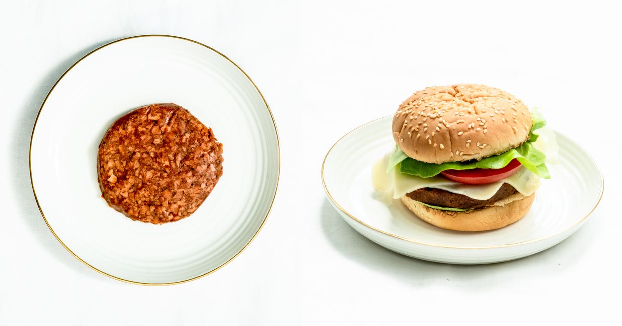 Najlepsze wegeburgery – roślinny burger z bezmięsnym kotletem marki Bezmięsny (fot. Marcin Lewandowski)