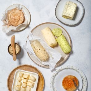 Kompozycja maseł smakowych (fot. Maciek Niemojewski)