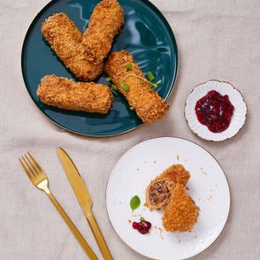 Krokiety faszerowane kaczką z sosem żyrawinowym. PRZEPIS. Farma Bii (fot. Maciek Niemojewski)