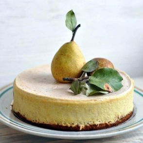 sernik z musem gruszowym, sernik z gruszką, ciasto z gruszką, sernik z musem, ciasto z owocami, sernik, tradycyjne wypieki, przepis na sernik, proste ciasto