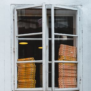 pudełka z pizzą (fot. homas Peham)