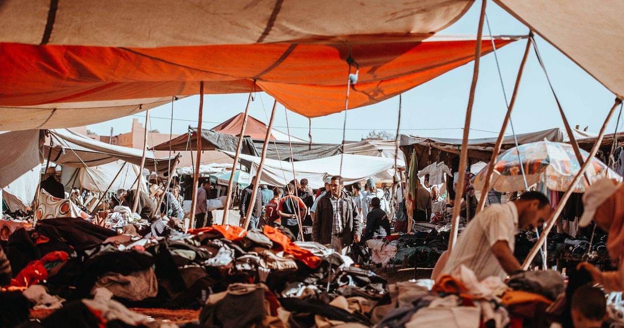 Lokalny przewodnik pozwoli odkryć miejsca, których nigdy sami byśmy nie znaleźli (fot. Annie Spratt / unsplash.com)