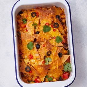 Ale Meksyk! Domowe nachosy zapiekane z chili sin carne (fot. Maciek Niemojewski)