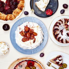Ciasta ze śliwkami - przepisy na desery ze śliwkami (fot. Maciej Niemojewski)