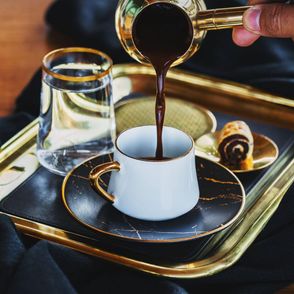 Kawa turcja / Eiliev-Sonas Aceron / Unsplash.com