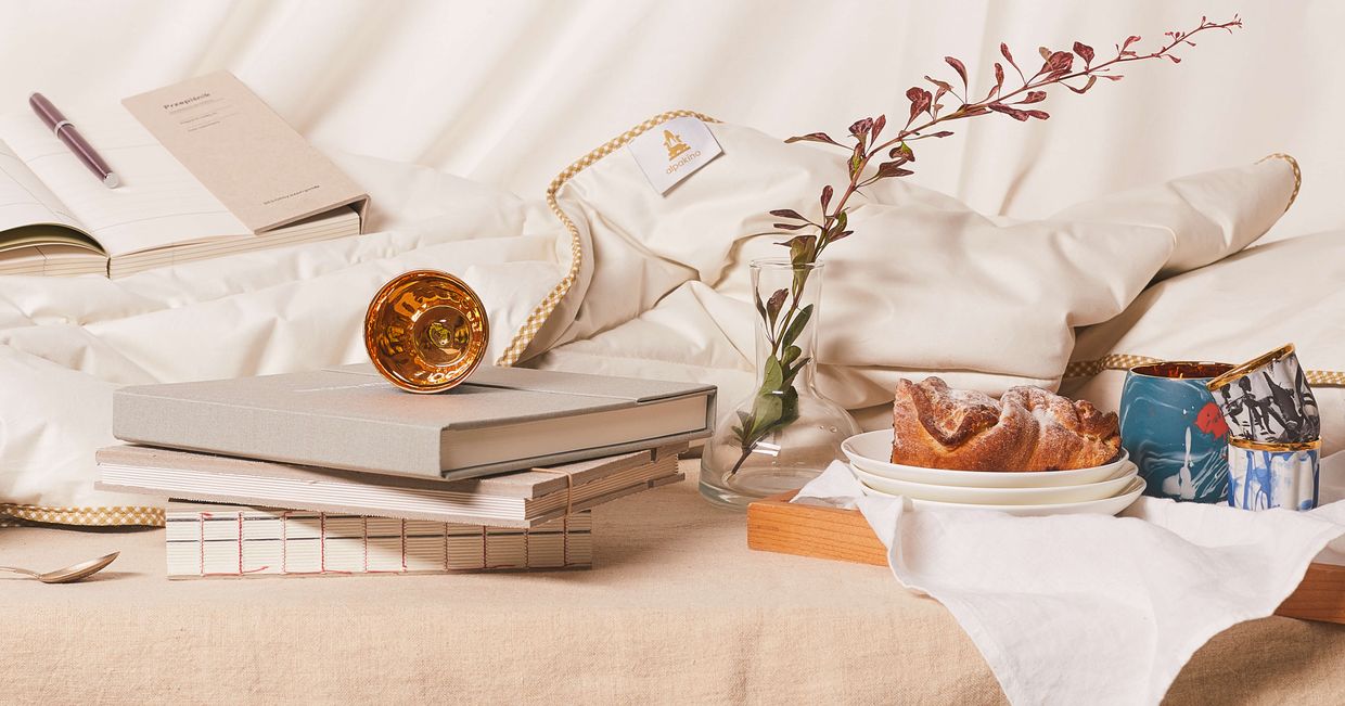 Aranżowane zdjęcie laureatów konkursu Kukbuk poleca..