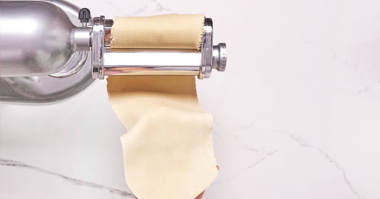 Zobacz, jak przygotować domowy makaron do ramenu