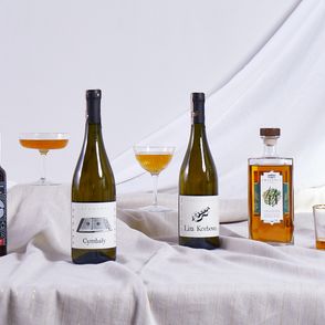 Wygrani w kategorii Z procentami w konkursie KUKBUK Poleca, od lewej Miód Podlaski, Winnica Sztukówka, Cieleśnica S.A.