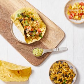 Przepis na taco z tofucznicą. Wegańskie przepisy (fot. Maciek Niemojewski)