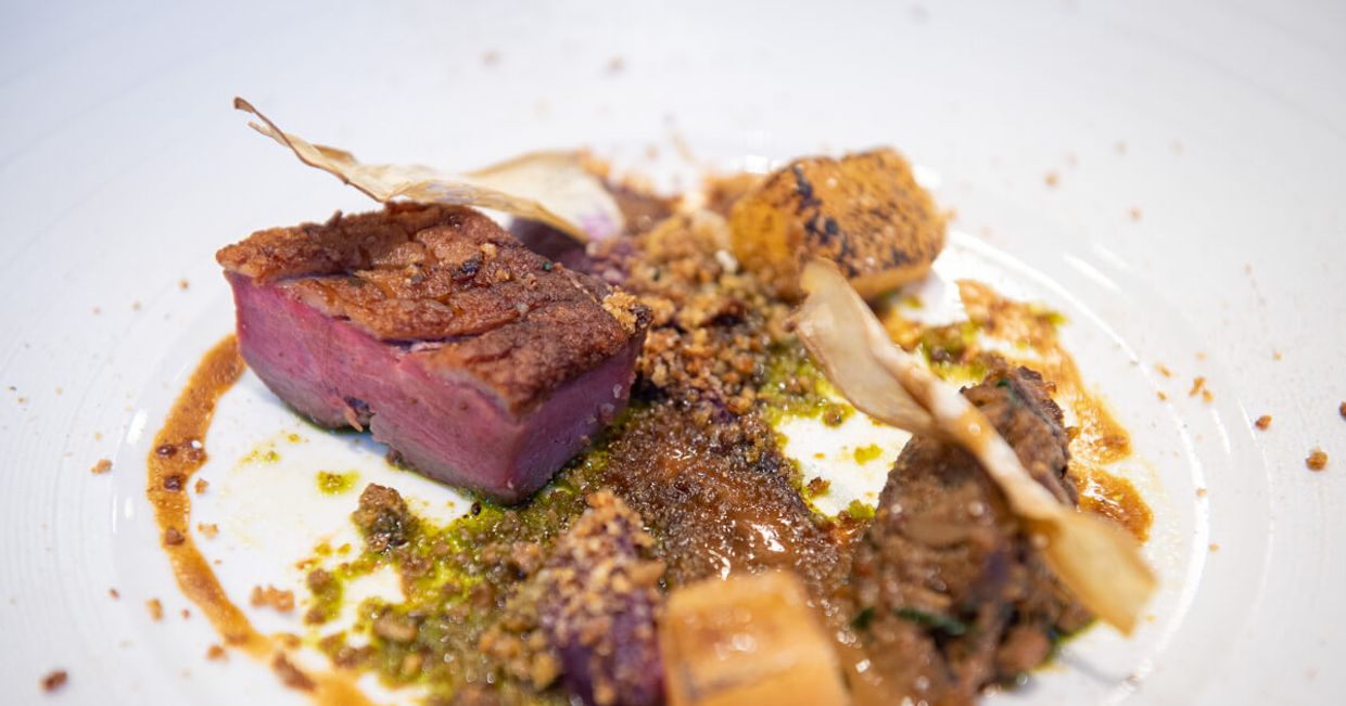 Cielęcina w ciemnym sosie – Historyczny Stół Kulinarny (fot. materiały prasowe)