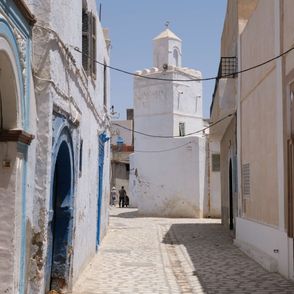 Tunezja. Uliczki miasta Kairouan