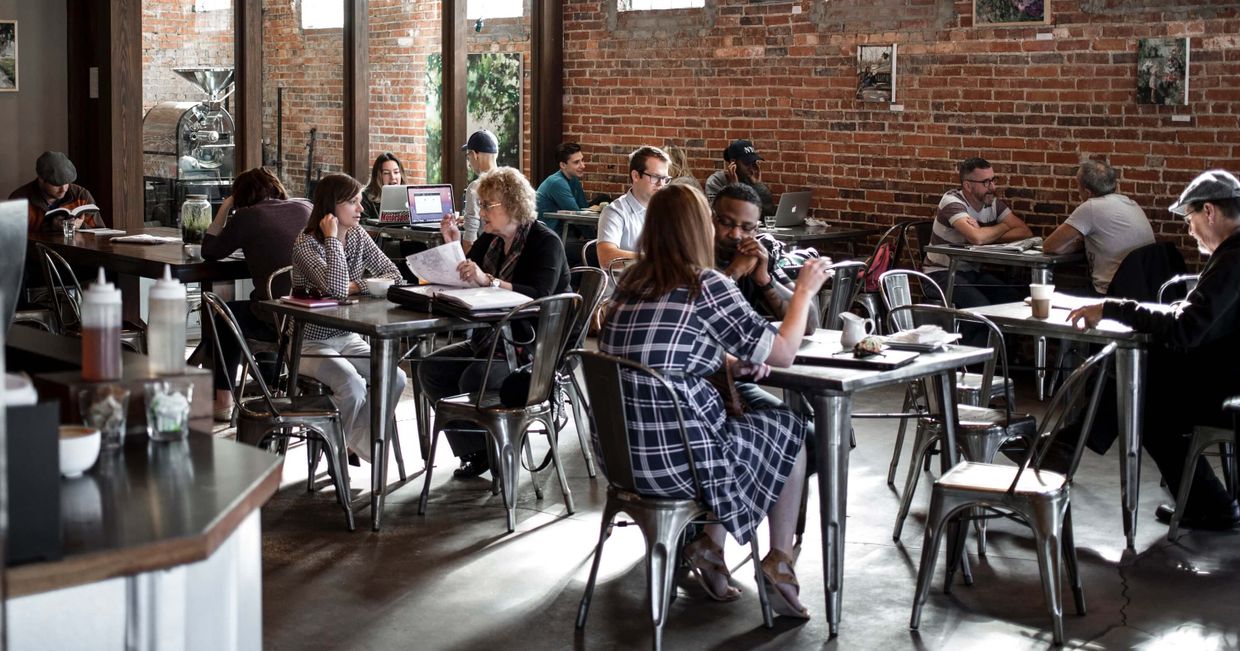 Kawiarnia (fot. Wade Austin Ellis)