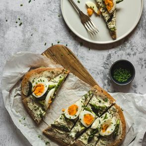 zapiekanka z chleba - sposób na niemarnowanie chleba (fot. Svitlana Denysiuk)